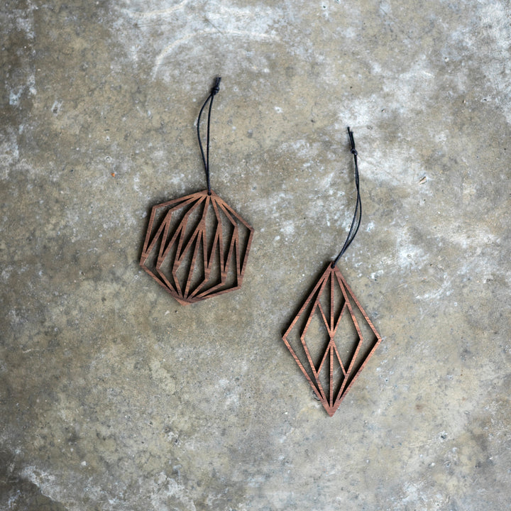 Anhänger / Diamant aus Holz