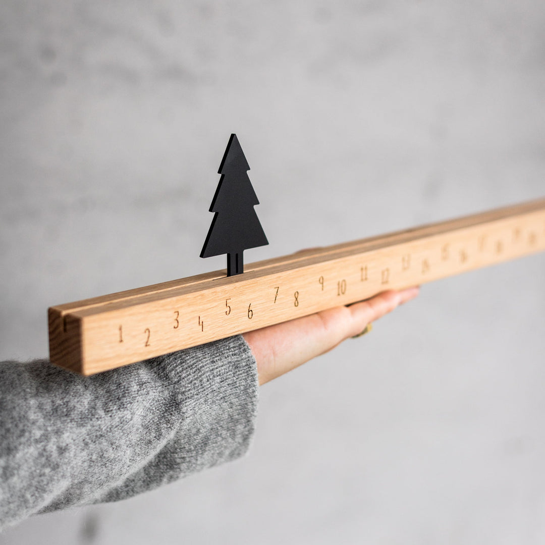 Adventskalender mit Tannenbaum